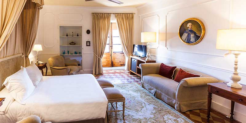 Suite Carlos III. Hotel Salinas de Imón